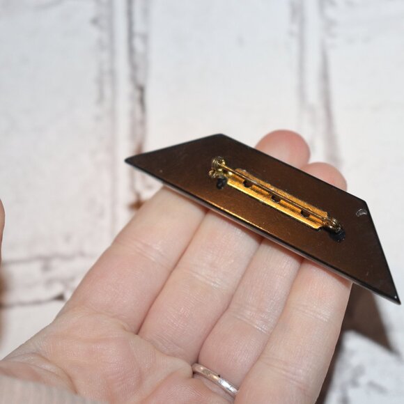 Retro silver and emerald- green rhinestone bar brooch 3.5" - Picture 2 of 4